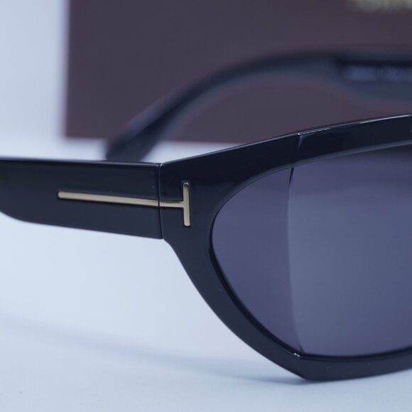 Tom Ford FT0402 01A Sedgewick Geometric Sunglasses - Shiny Black/Grey - Picture 9 of 10